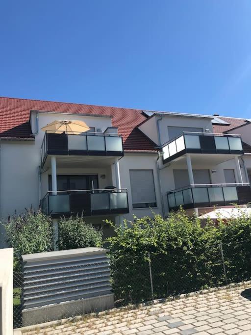 Appartement Feucht -Bhf 5 Min - Naehe Messe Eksteriør bilde